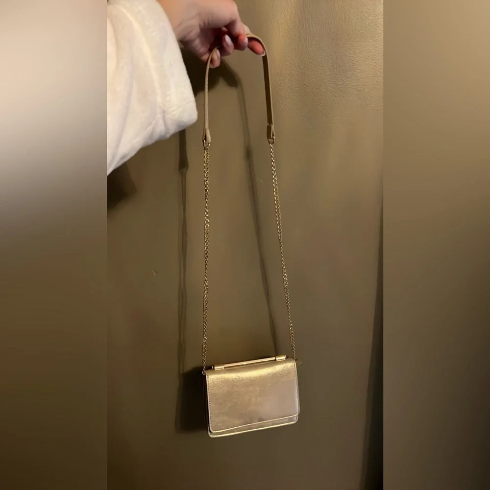 Mini Gold Purse - Picture 6 of 9
